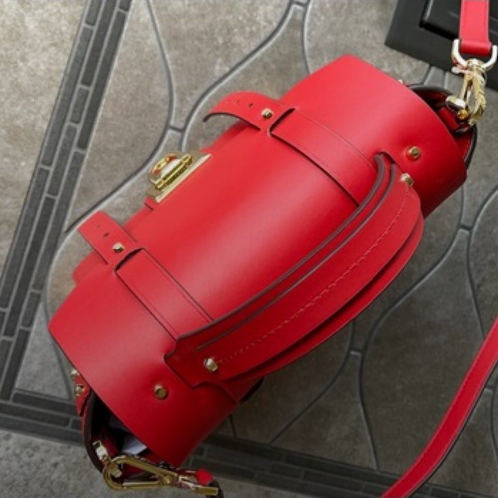 Michael Kors Manhattan Medium School Satchel - Picture 6 of 16